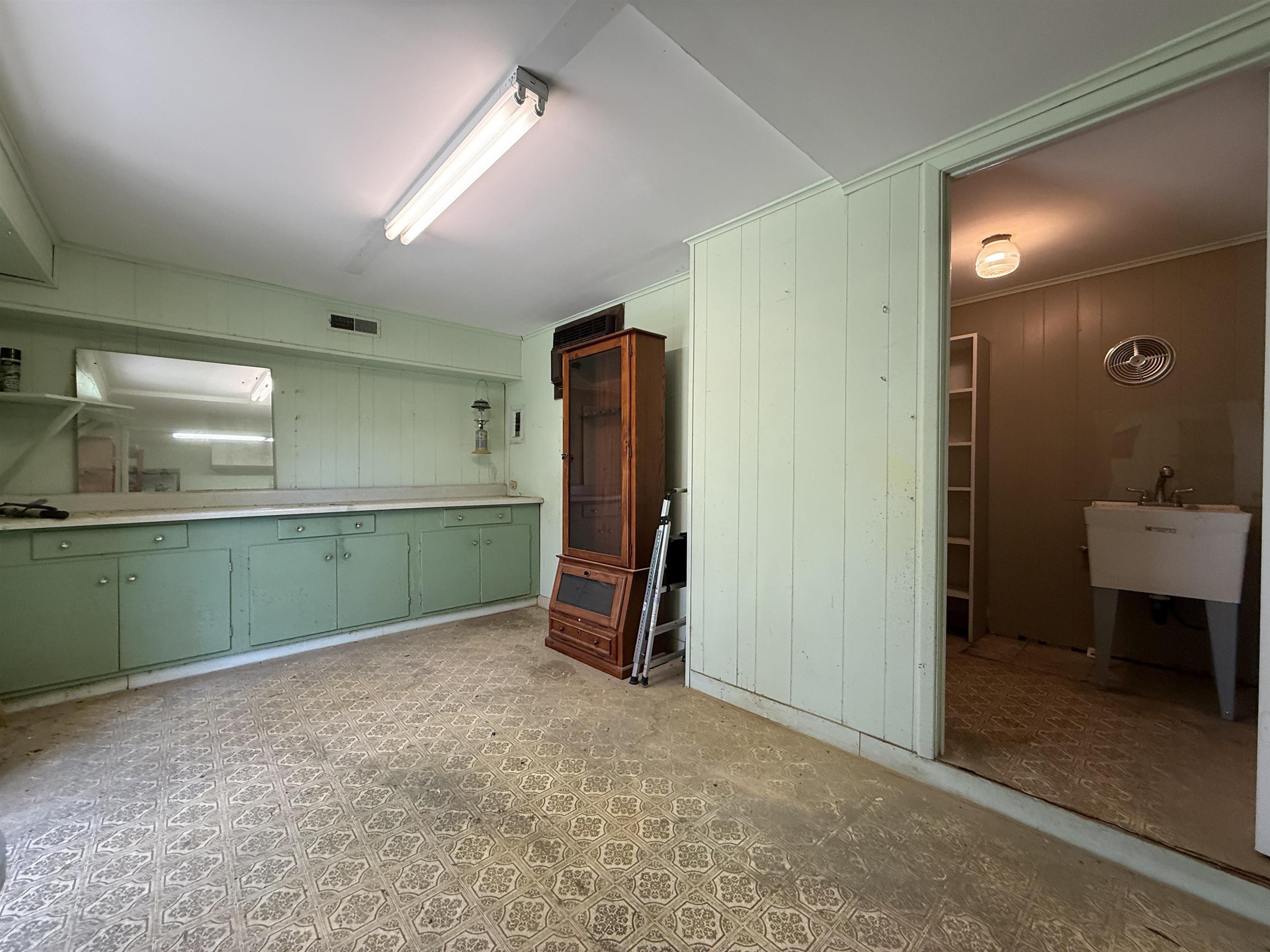 115 Robertson Drive Somerville, TN 38068 - Photo 17 of 19 a view of a bathroom