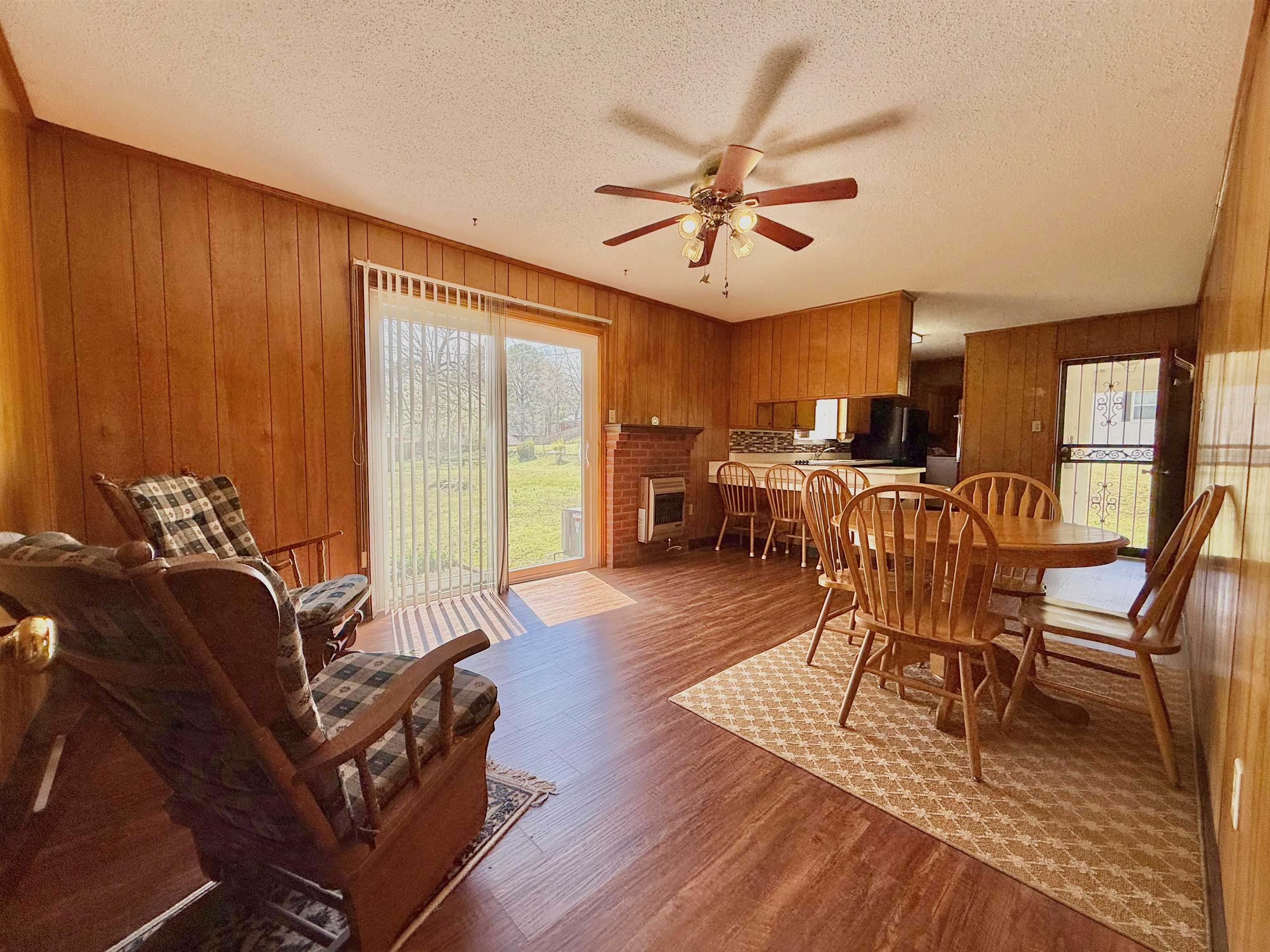 115 Robertson Drive Somerville, TN 38068 - Photo 5 of 19 a living room with furniture and a large window