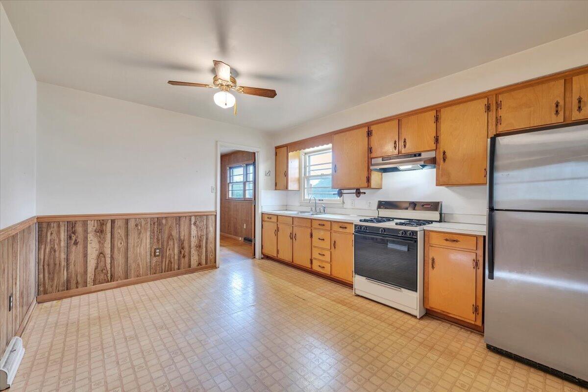 631 Santee Road Roanoke, VA 24019 - Photo 6 of 36 06-MIB06288