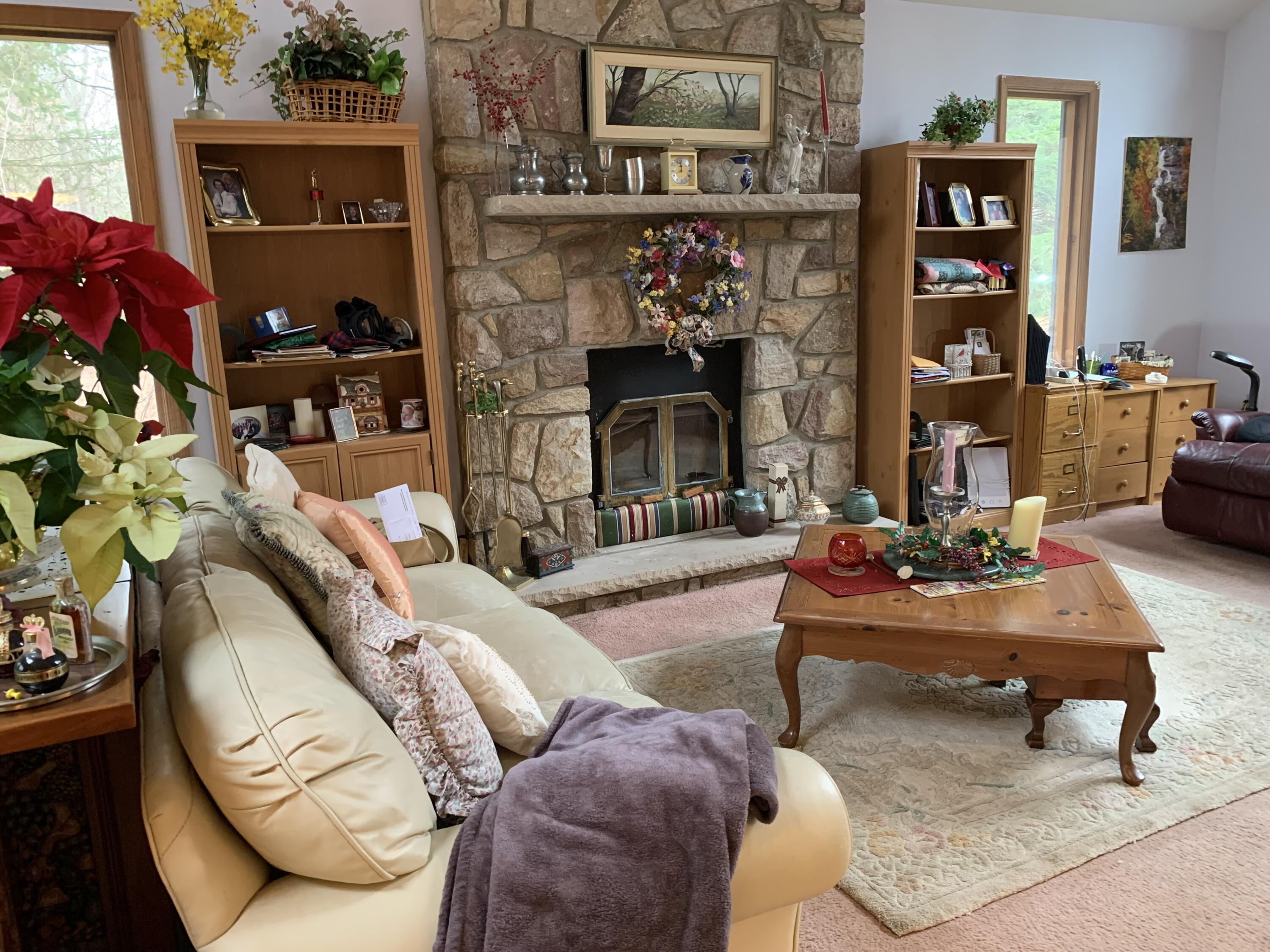 140 Anna Road Blakeslee, PA 18610 - Photo 4 of 17 Living Room w/custom stone fireplace
