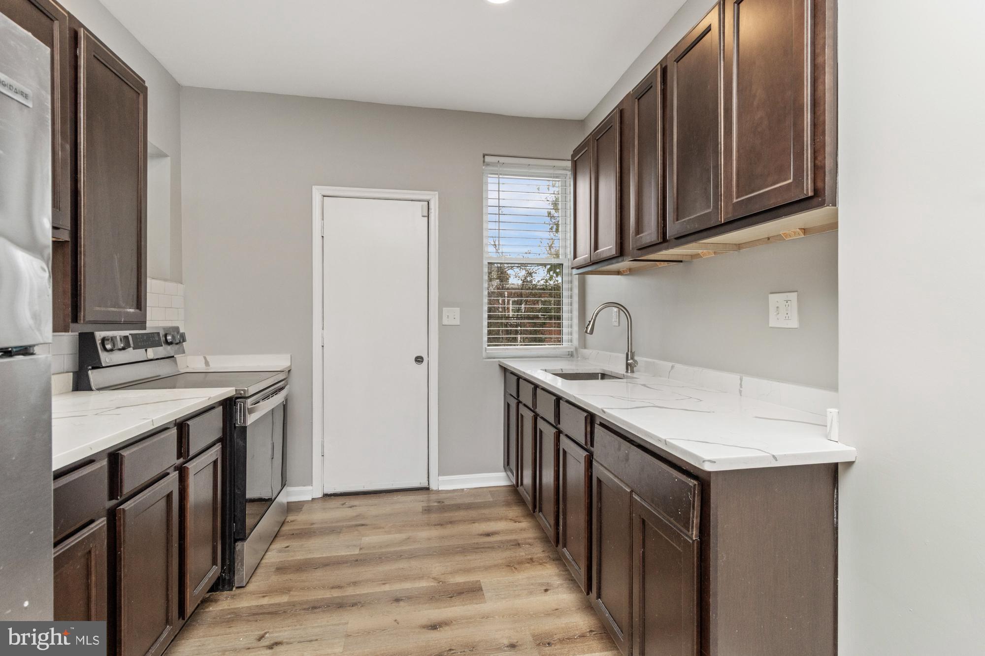 539 South Longwood Street Baltimore, MD 21223 - Photo 4 of 26
