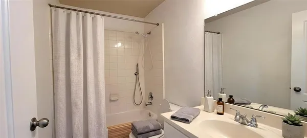 $2,475 | 10405 Cedar Breaks View, McKinney, TX 75072