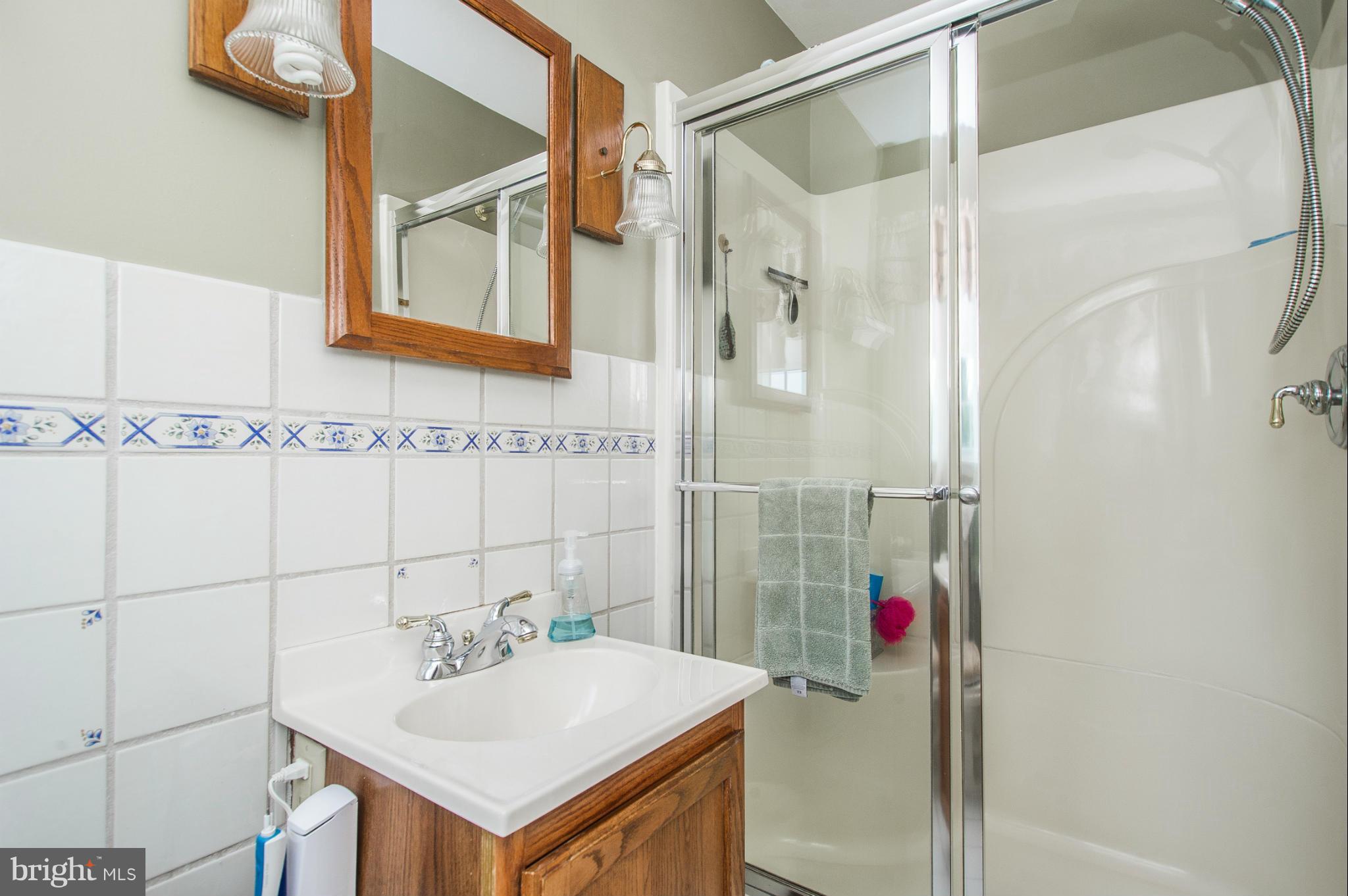 13109 Fork Road Baldwin, MD 21013 - Photo 20 of 30 Bath (Master)
