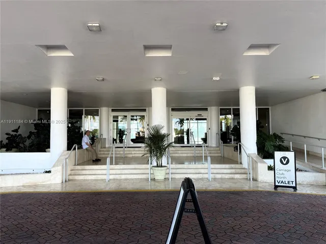 a view of a lobby with garage