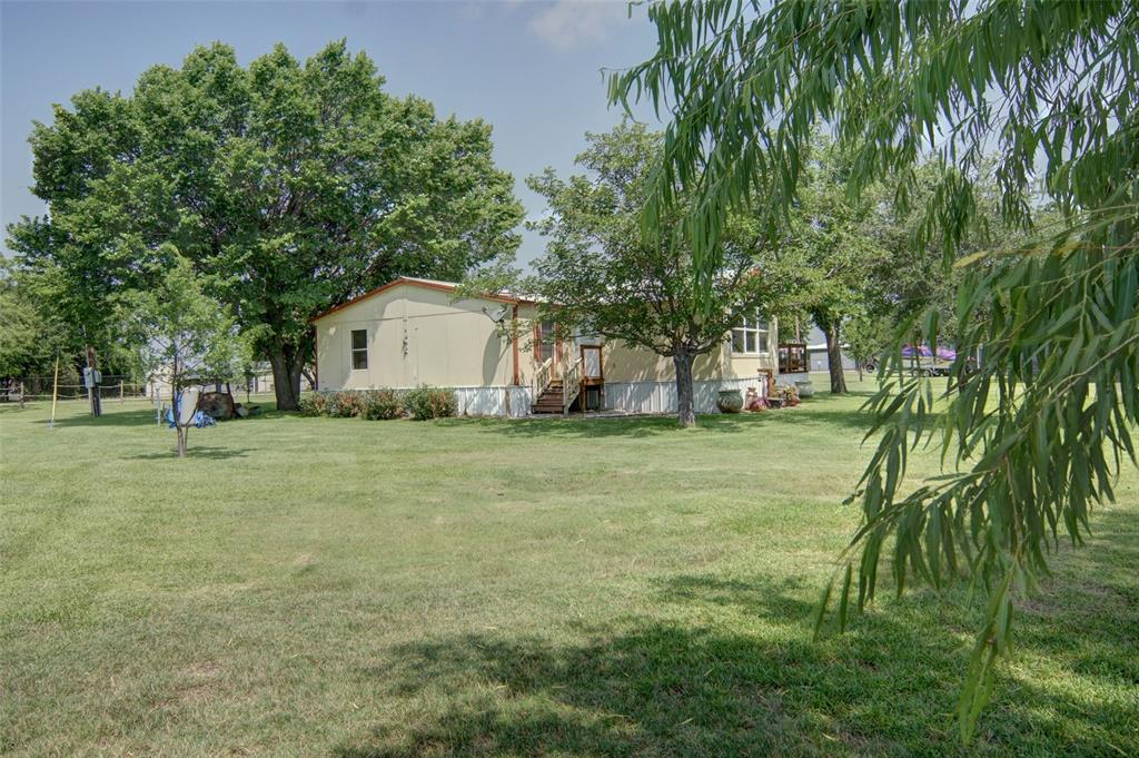313 Butler Point Road Graford, TX 76449 - Photo 6 of 35