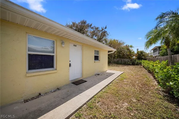 $1,750 | 4339 Mariner Road, Bonita Springs, FL 34134