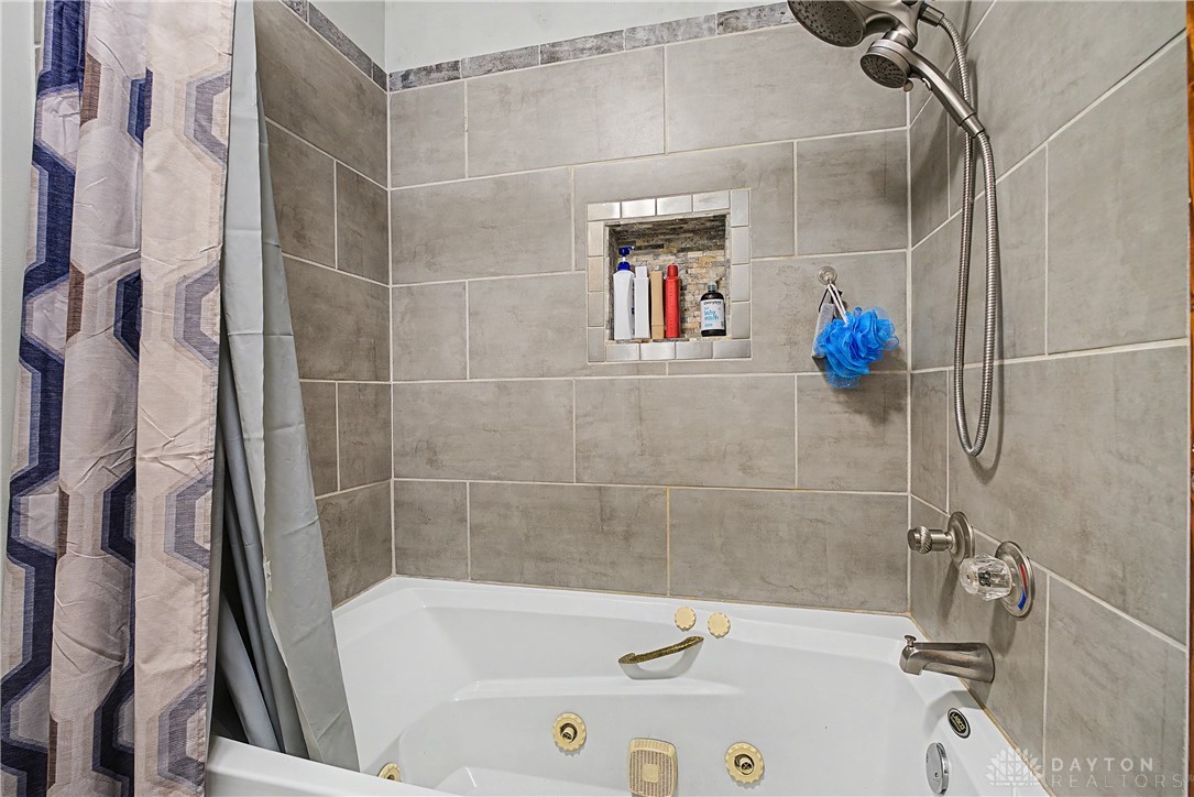 3787 Miller Road Springfield, OH 45502 - Photo 38 of 100