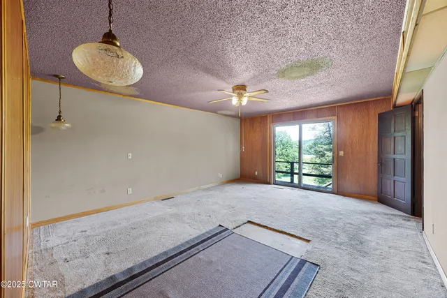 $700,000 | 6074 Highway 438, Linden, TN 37096