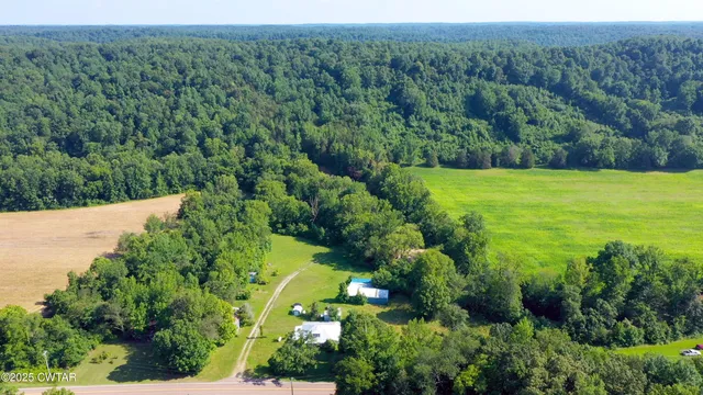 $700,000 | 6074 Highway 438, Linden, TN 37096