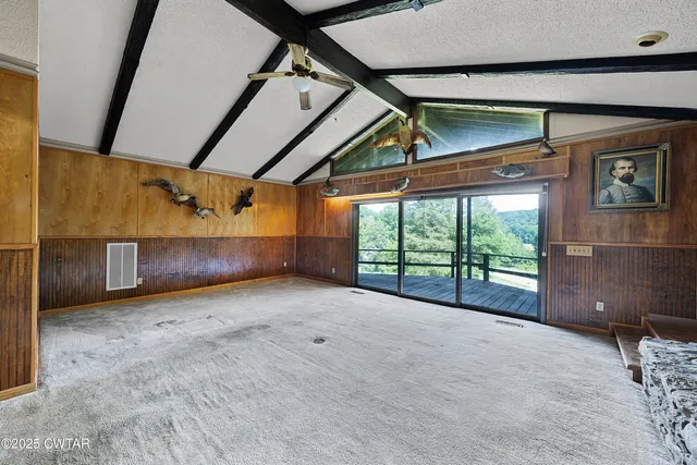 $700,000 | 6074 Highway 438, Linden, TN 37096