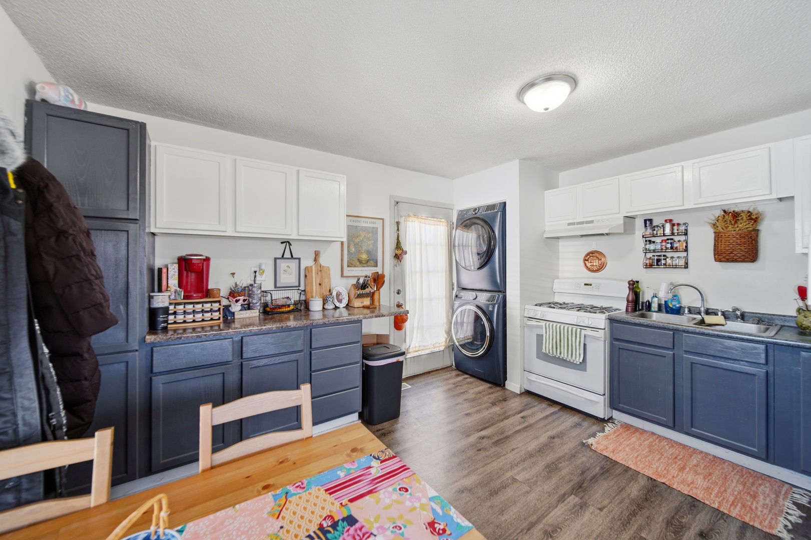 806 Sheridan Avenue Dixon, IL 61021 - Photo 17 of 20