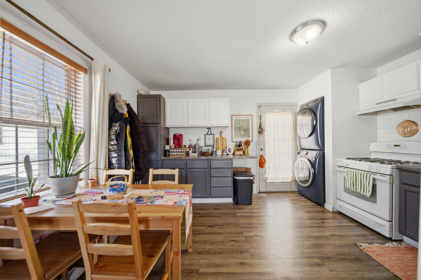 806 Sheridan Avenue Dixon, IL 61021 - Photo 18 of 20