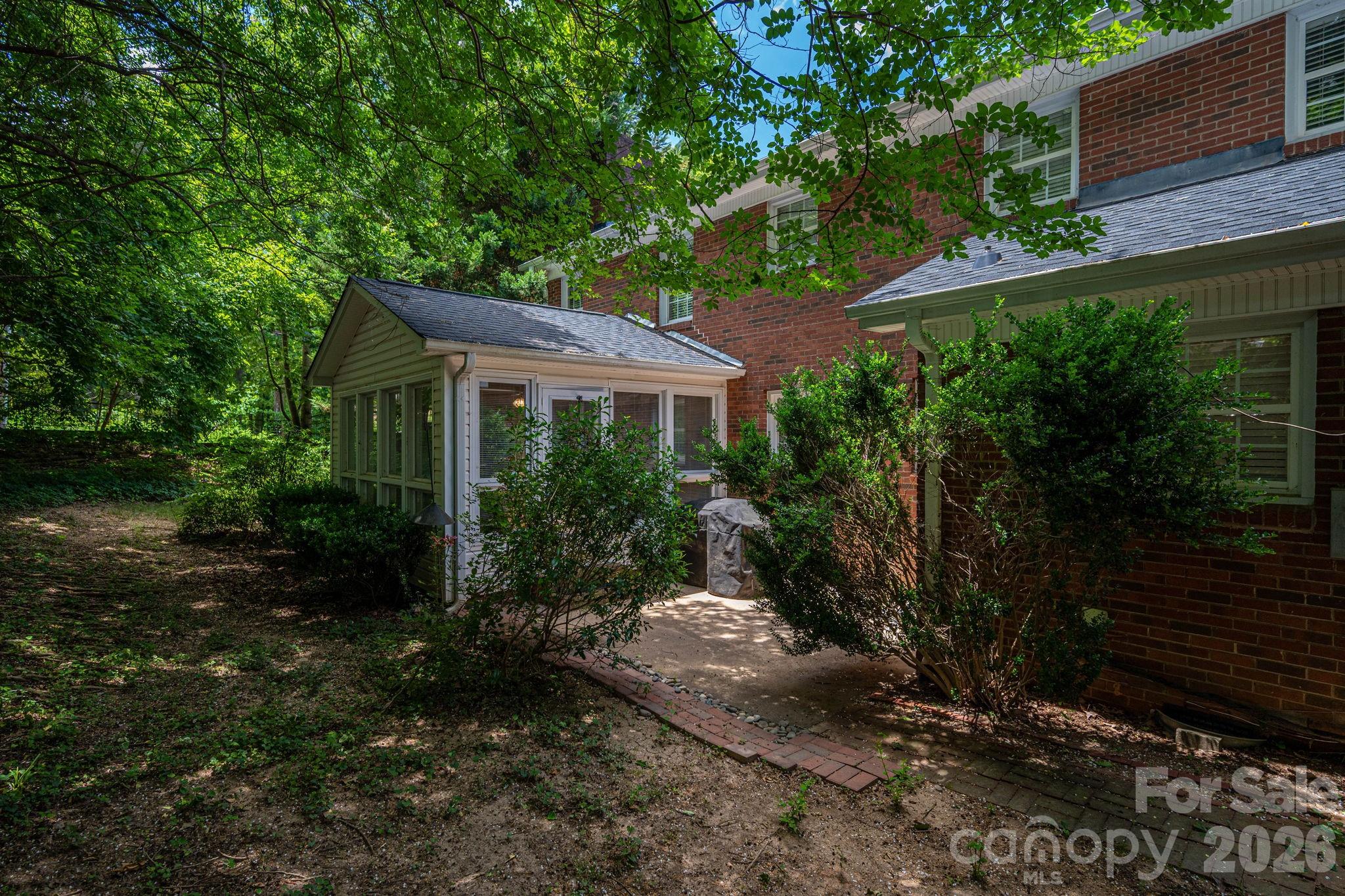 1308 Dumbarton Road Gastonia, NC 28054 - Photo 43 of 48