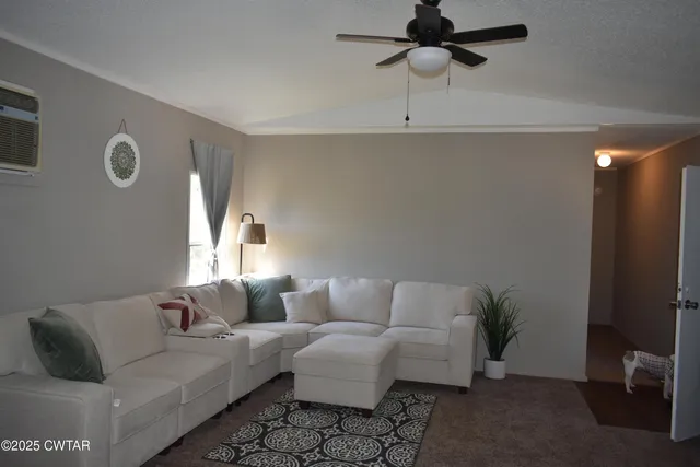 $450,000 | 825 Verles King Road, Medon, TN 38356