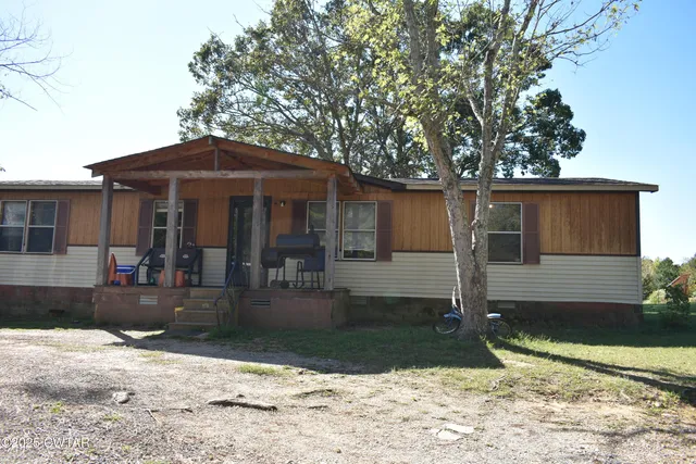 $450,000 | 825 Verles King Road, Medon, TN 38356