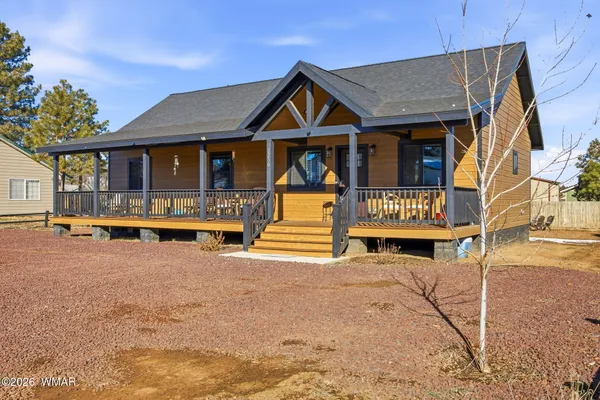 $385,000 | 2230 Page Drive, Overgaard, AZ 85933