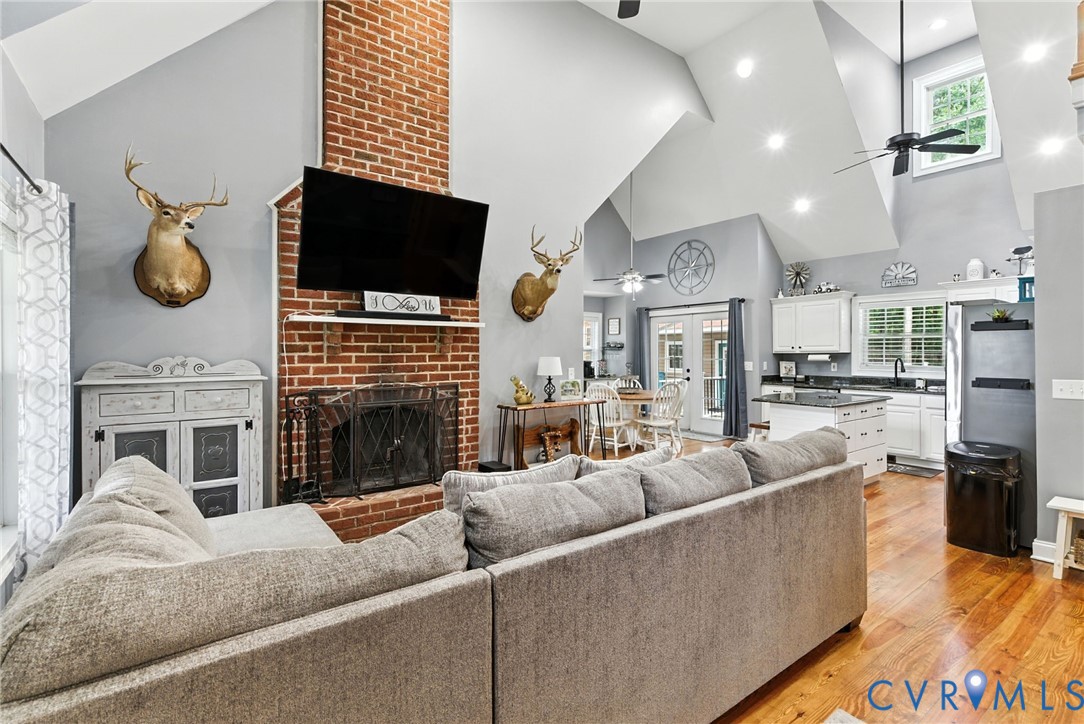 13246 Winston Road Ashland, VA 23005 - Photo 3 of 48 Gallery Image 3