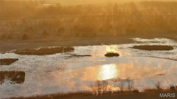 $900,000 | 0 Outlet Road, Valmeyer, IL 62295