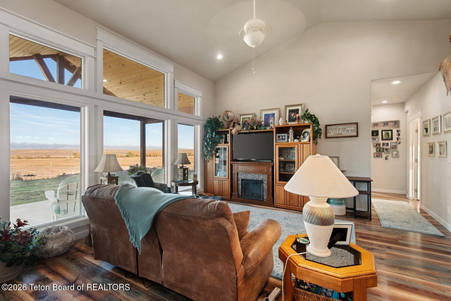 1282 Paradise Road Big Piney, WY 83113 - Photo 44 of 63 1282-paradise-road-35
