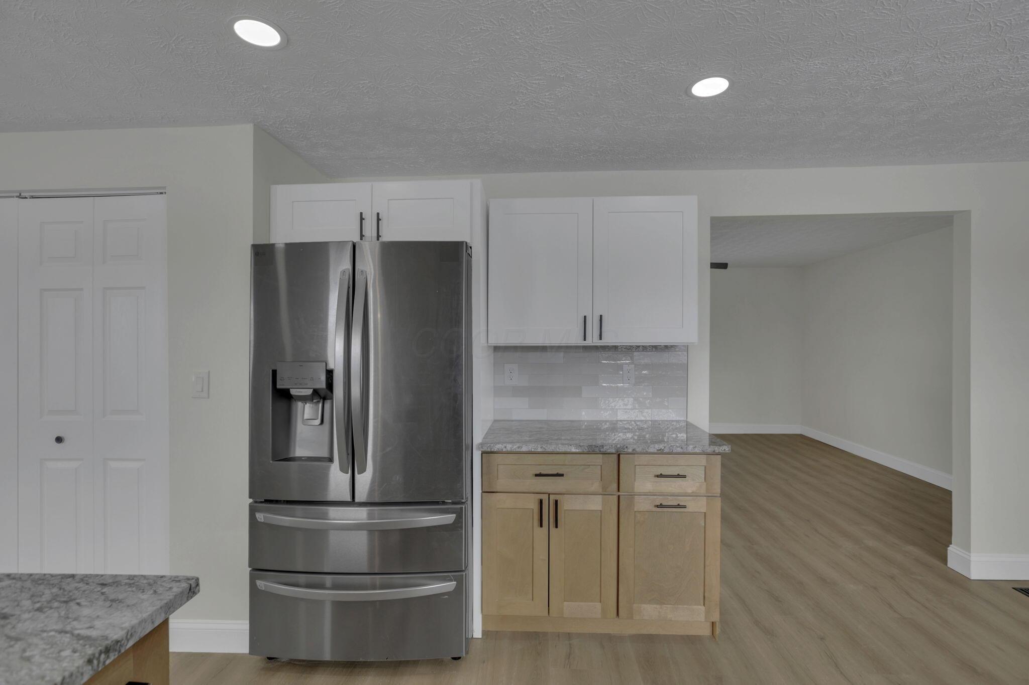 5273 Hayes Road Groveport, OH 43125 - Photo 24 of 89 Brand new SS appliances