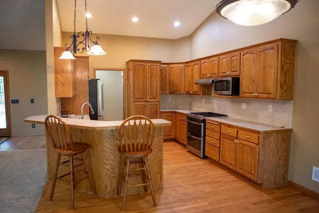 $739,000 | 2629 Crestview Road, Harris, MN 55032