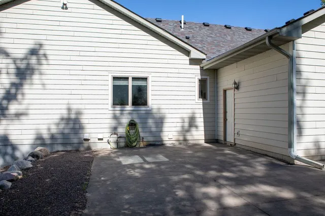 $739,000 | 2629 Crestview Road, Harris, MN 55032