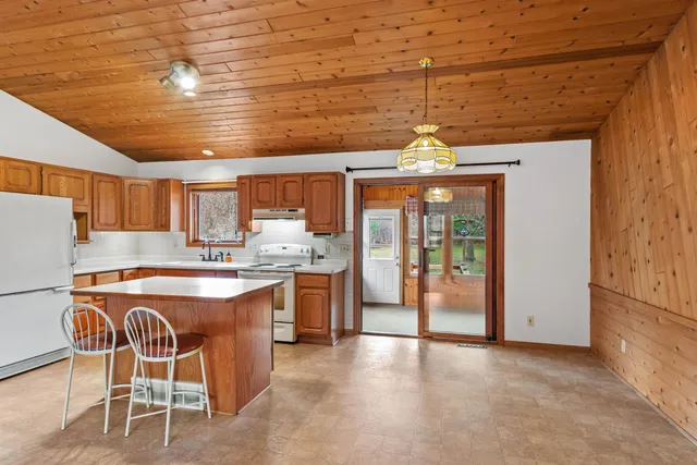 $319,900 | 346 Timber Trail, Nekoosa, WI 54457