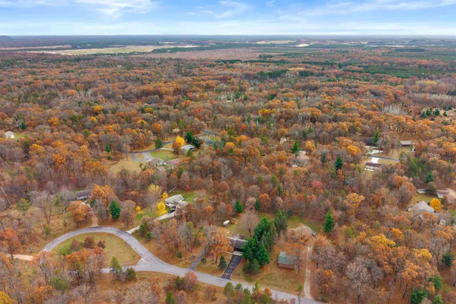 $319,900 | 346 Timber Trail, Nekoosa, WI 54457