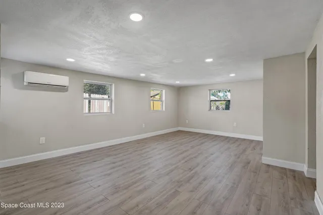 $399,000 | 5210 South 84th Street, Tampa, FL 33619