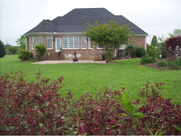 1669 Wheeler Bridge Road Burlington, NC 27215 - Photo 5 of 24 Gallery Image 5