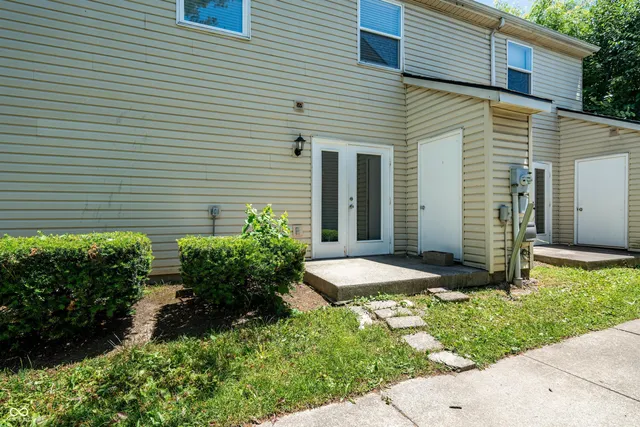 $1,564 | 1360 South Talbott Street, Indianapolis, IN 46225