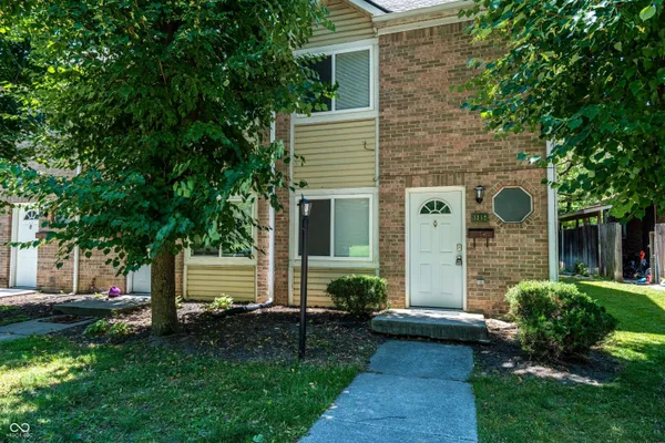 $1,564 | 1360 South Talbott Street, Indianapolis, IN 46225