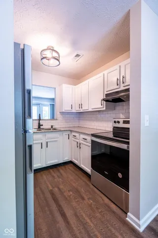 $1,564 | 1360 South Talbott Street, Indianapolis, IN 46225