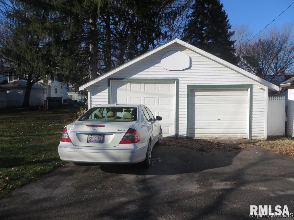 544 South State Street Springfield, IL 62704 - Photo 2 of 20