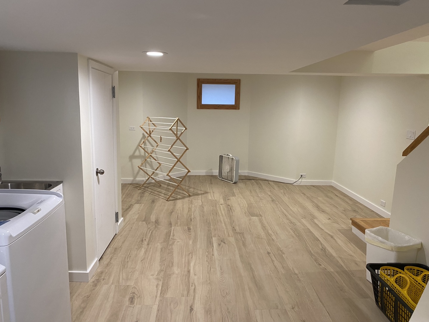 2510 Sheridan Road Evanston, IL 60201 - Photo 19 of 28 a view of empty room with wooden floor