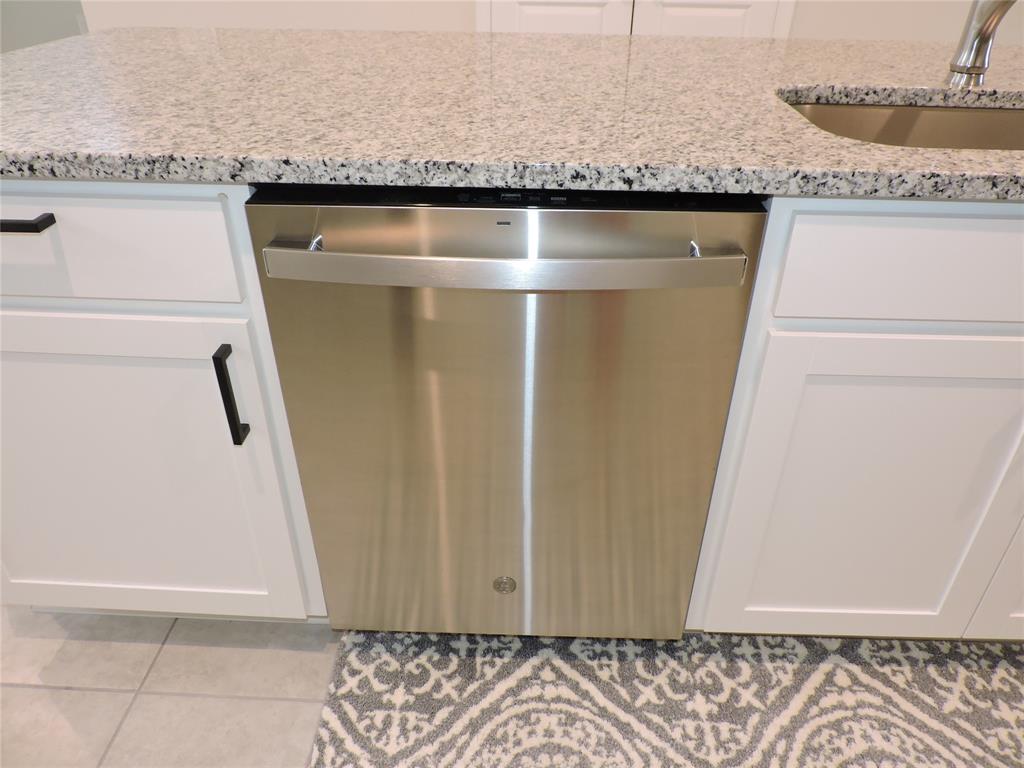 836 Persimmon Place Fort Pierce, FL 34981 - Photo 17 of 78 STAINLESS STEEL DISWASHER