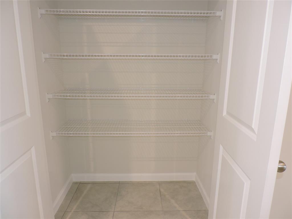 836 Persimmon Place Fort Pierce, FL 34981 - Photo 20 of 78 a close up view of a shower