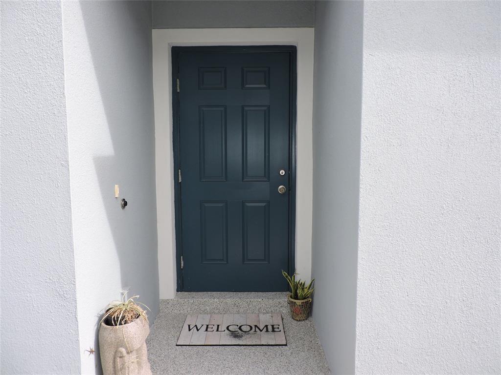836 Persimmon Place Fort Pierce, FL 34981 - Photo 3 of 78 ENTRANCE TO VILLA