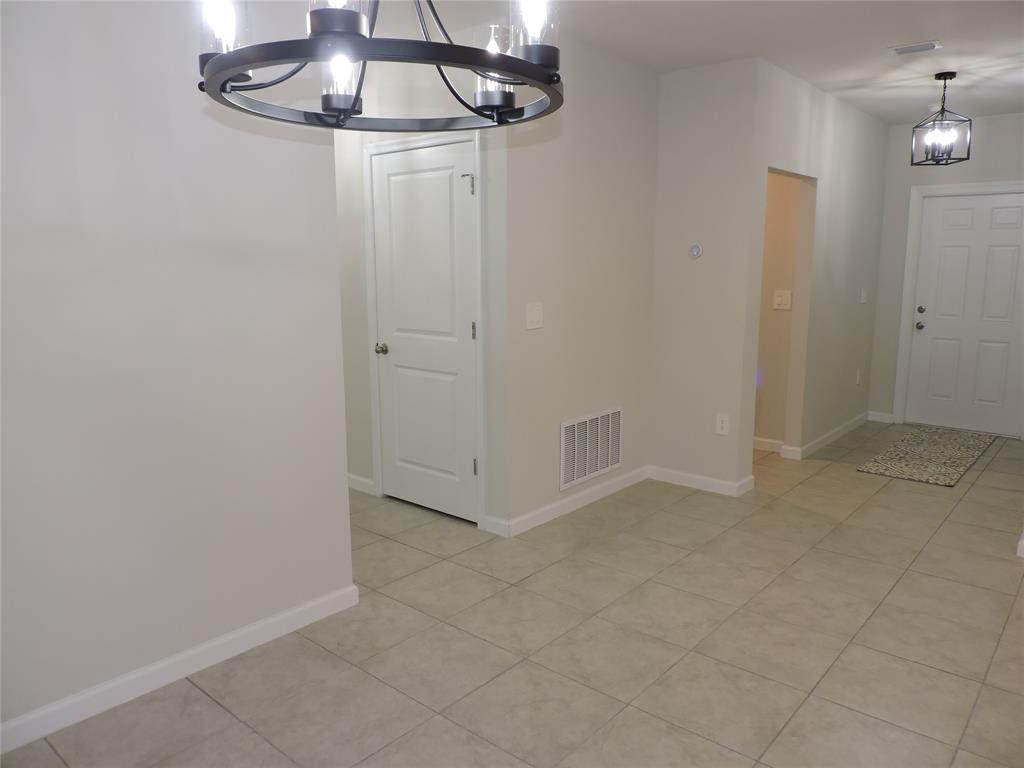 836 Persimmon Place Fort Pierce, FL 34981 - Photo 8 of 78 DINING ROOM