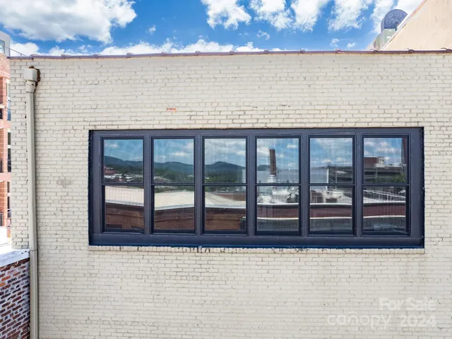 $1,300,000 | 53 C College Street, Unit 302, Asheville, NC 28801
