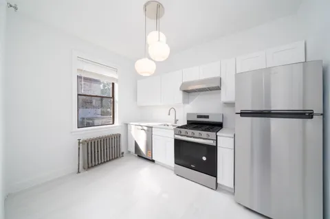 $289,900 | 1100 83rd Street, Unit C1, North Bergen, NJ 07047