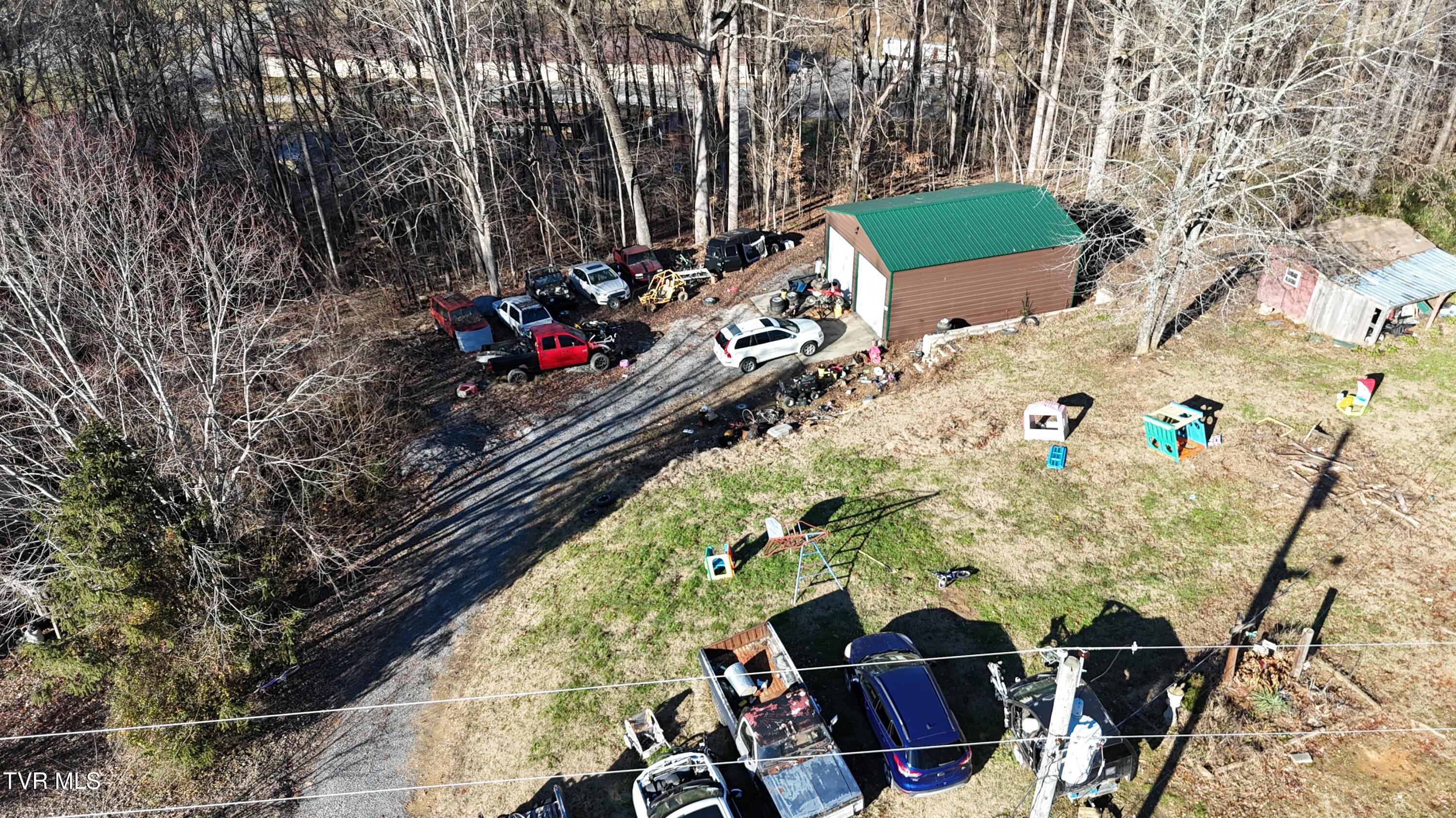 208 Henard Road Rogersville, TN 37857 - Photo 2 of 3 DJI_20241222145932_0101_D