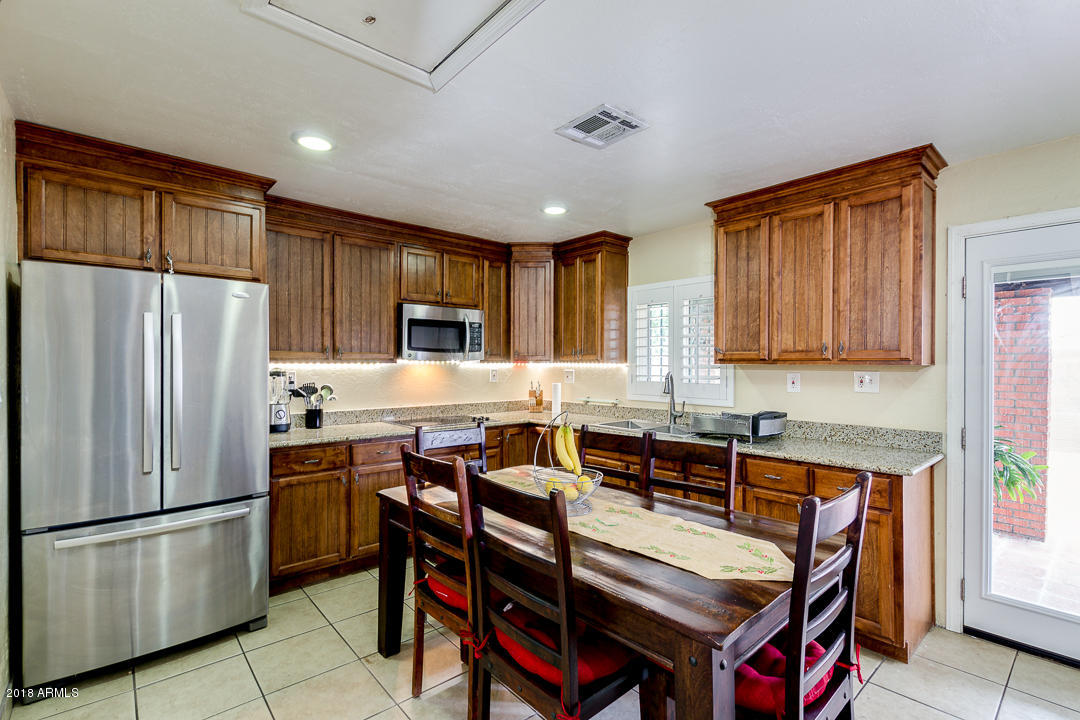 4037 West Ocotillo Road Phoenix, AZ 85019 - Photo 9 of 22 Kitchen