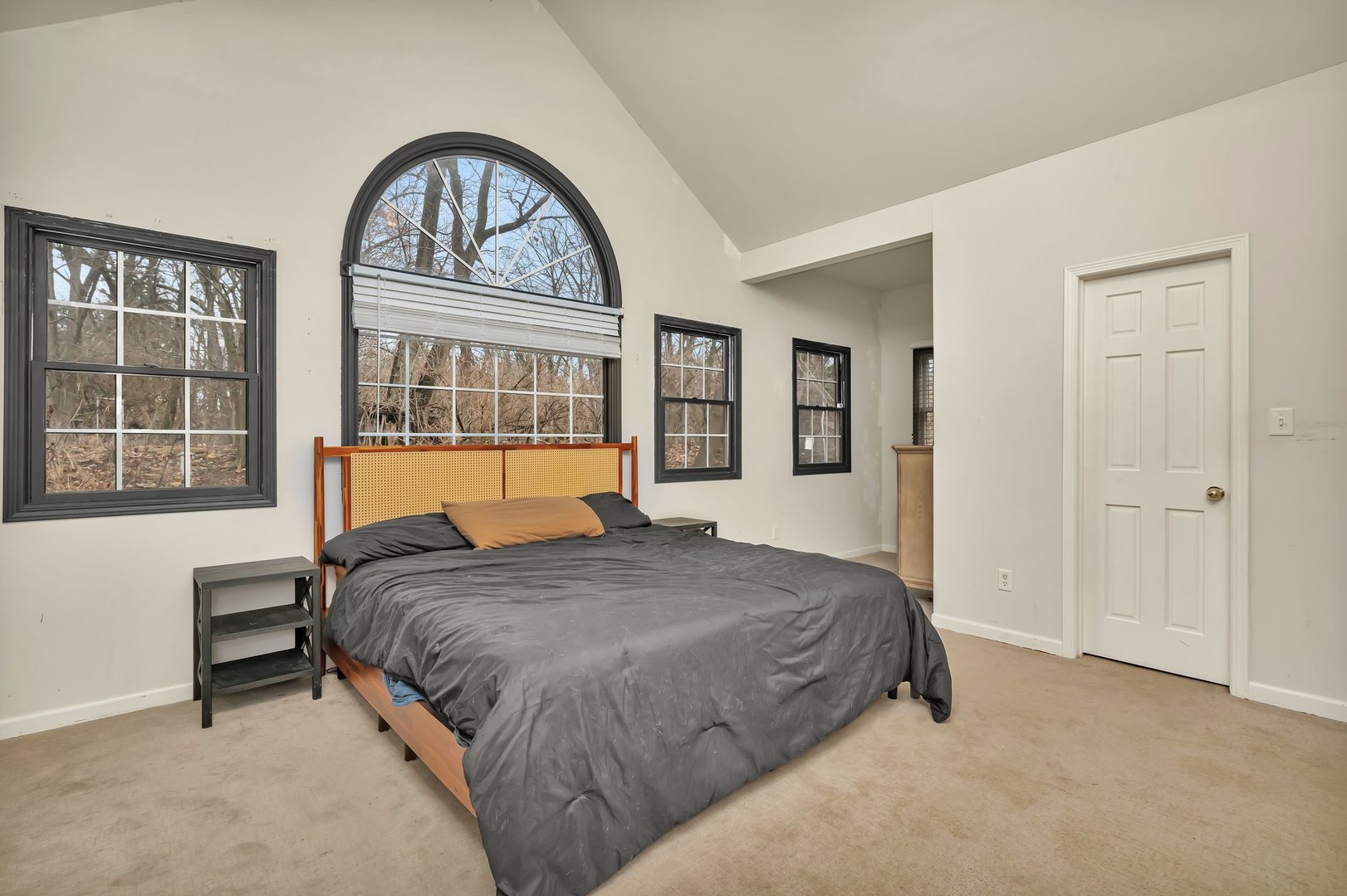 24160 Camelot Road Joliet, IL 60404 - Photo 17 of 37 Gallery Image 17