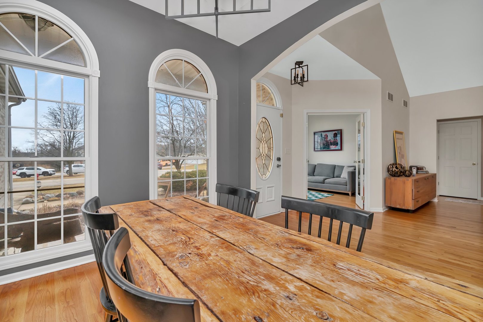 24160 Camelot Road Joliet, IL 60404 - Photo 9 of 37 Gallery Image 9