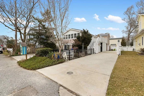 $1,295,000 | 511 Forest, Villas, NJ 08251