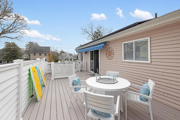 $1,295,000 | 511 Forest, Villas, NJ 08251