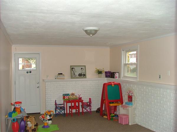 48 Wethersfield Road Bellingham, MA 02019 - Photo 13 of 17 Gallery Image 13