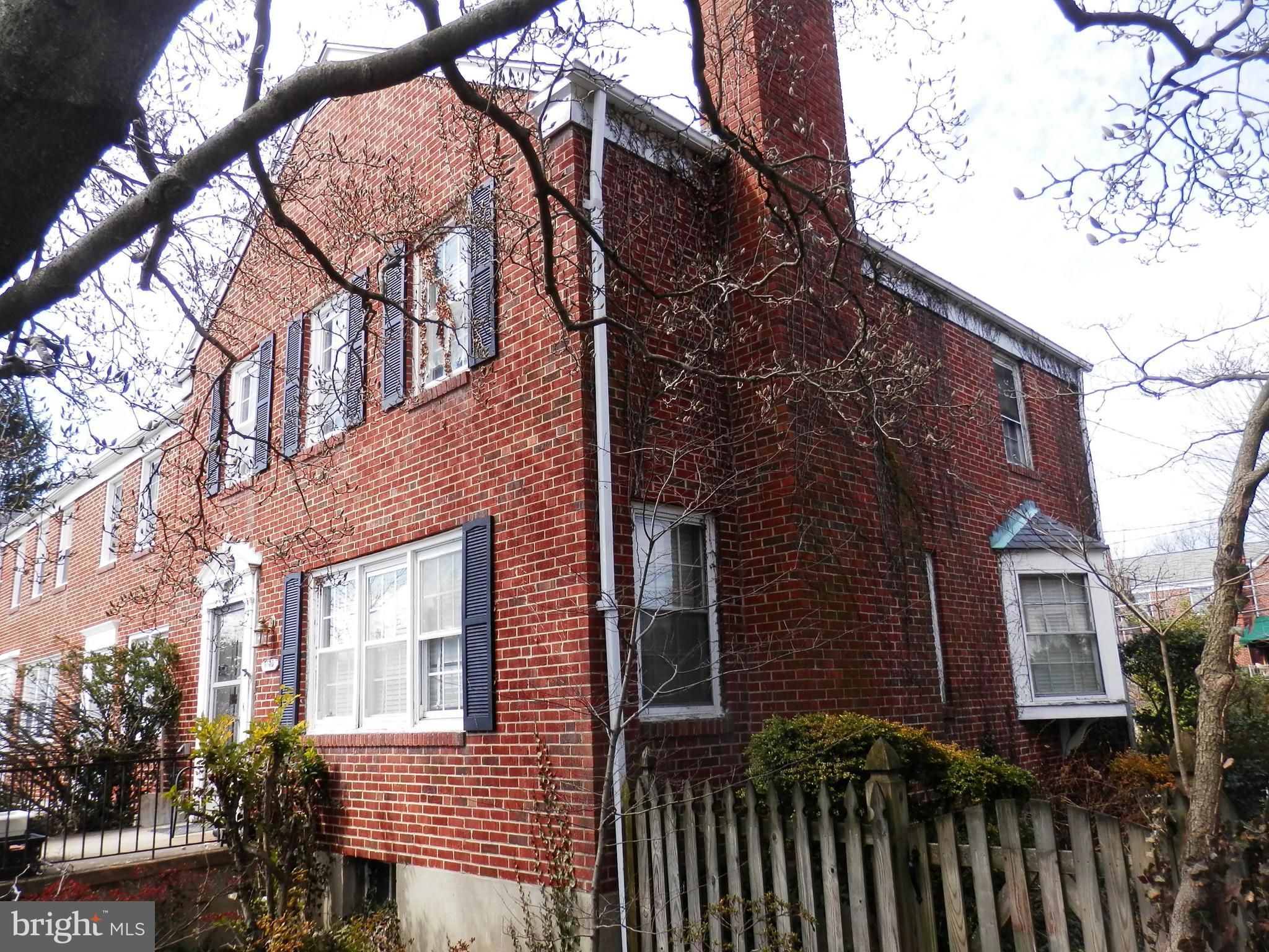 Exterior (Front)