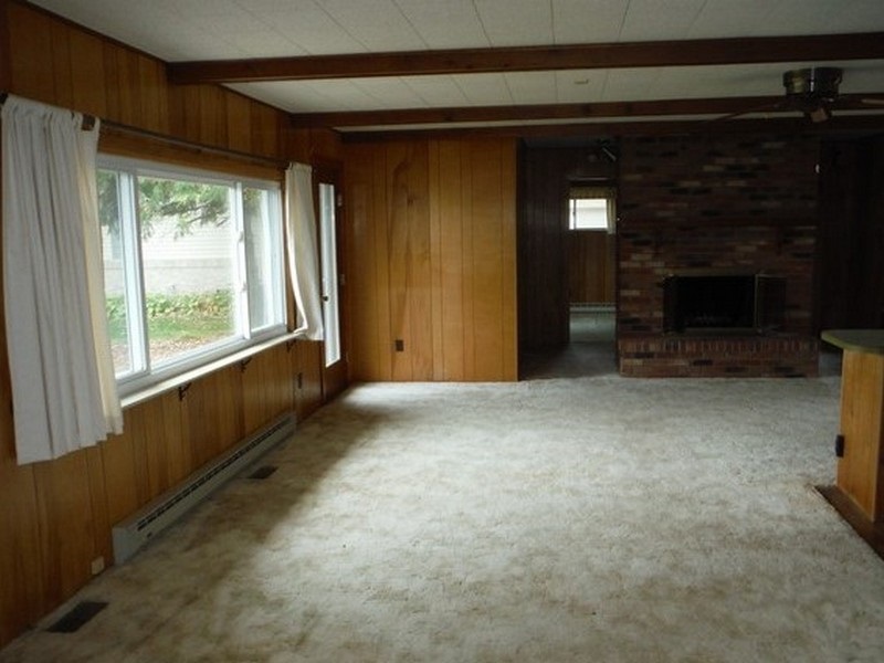 3268 Lakeshore Road Deckerville, MI 48427 - Photo 9 of 24 Gallery Image 9